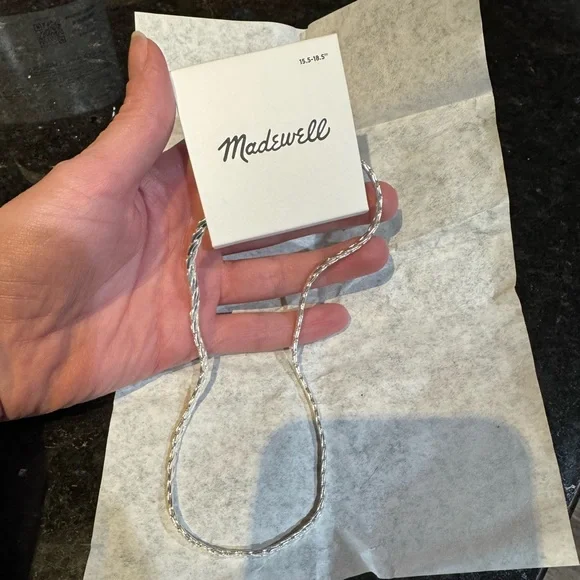 NEW! Madewell Curb Chain Necklace - Picture 4 of 5